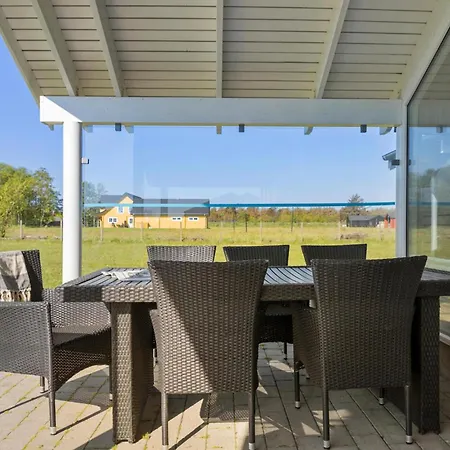 Holiday home 3 Bedroom Lovely In Aalbaek