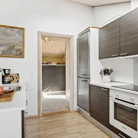 3 Bedroom Lovely In *