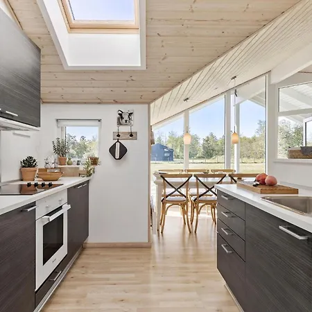 3 Bedroom Lovely In بيت للعطل Ålbæk