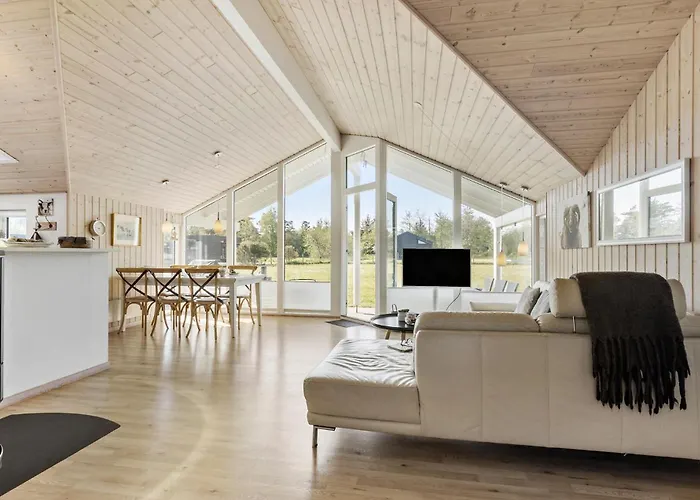3 Bedroom Lovely In * Ålbæk