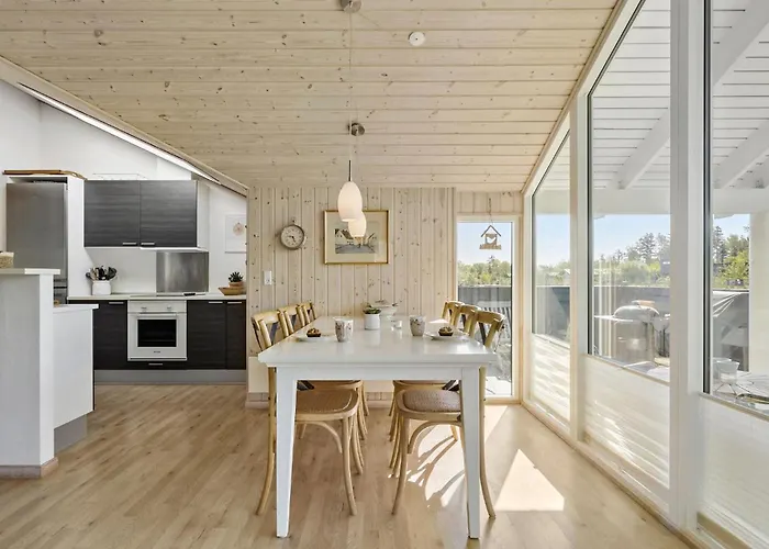 3 Bedroom Lovely In * Ålbæk