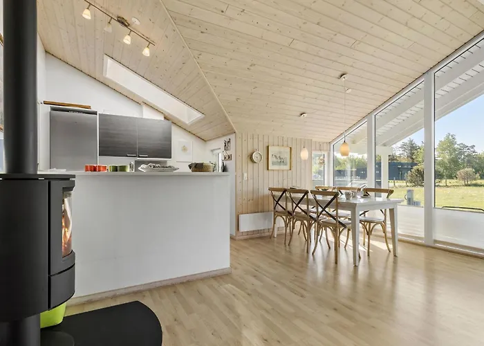 3 Bedroom Lovely In